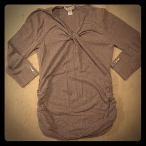 3/4 sleeve maternity top